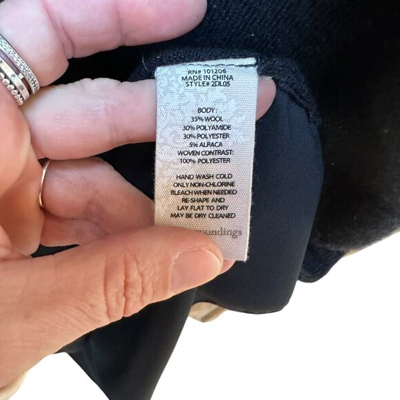 Soft Surroundings Sweater Black with Back Pleat  Career Mature Womens Large - Picture 8 of 8